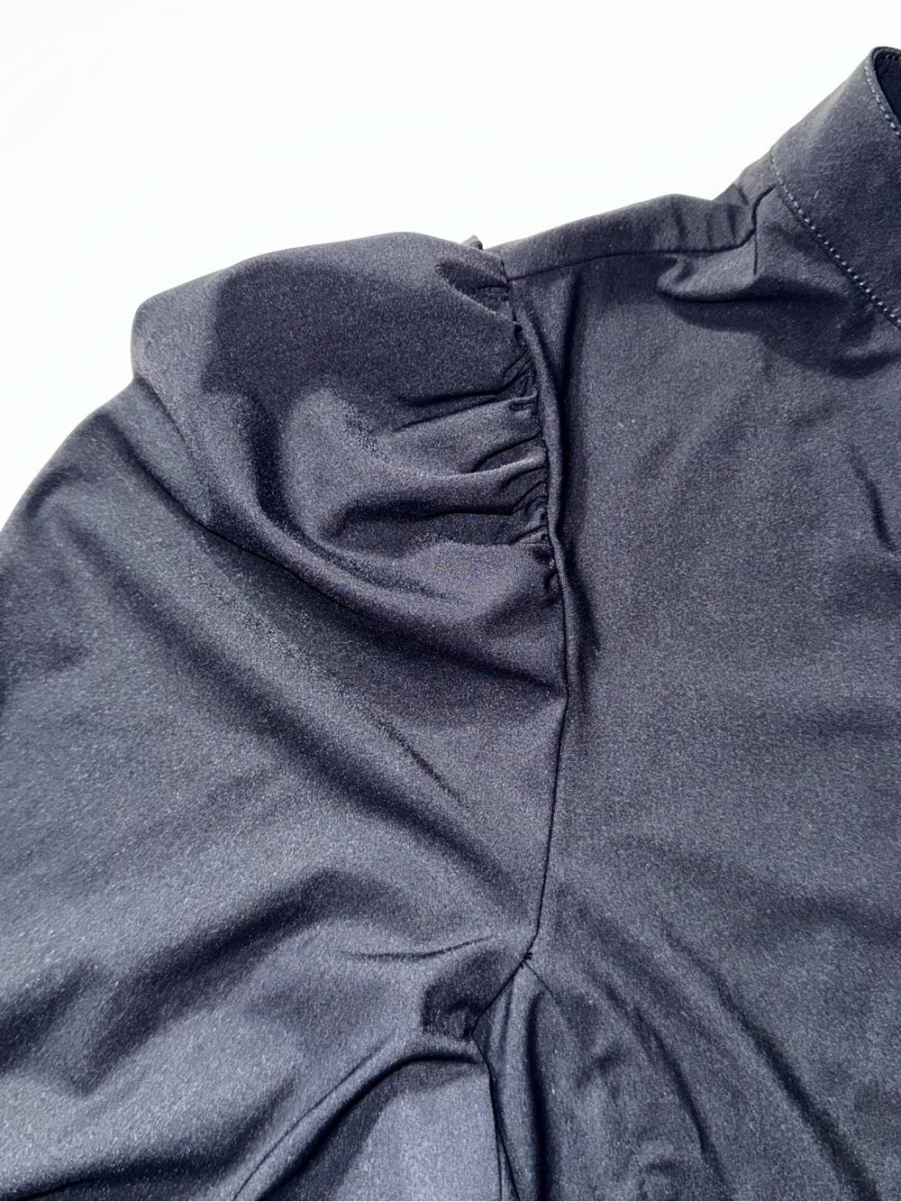 Women’s Jude Connally Black Tiered Long-Sleeve Dress - Picture 3 of 8